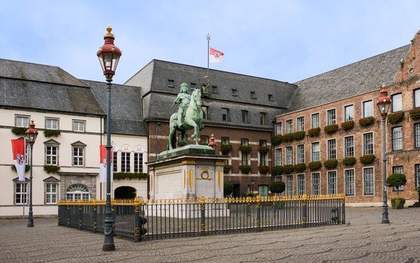 Düsseldorf (DE), Jan-Wellem-Reiterdenkmal -- 2014 -- 2313