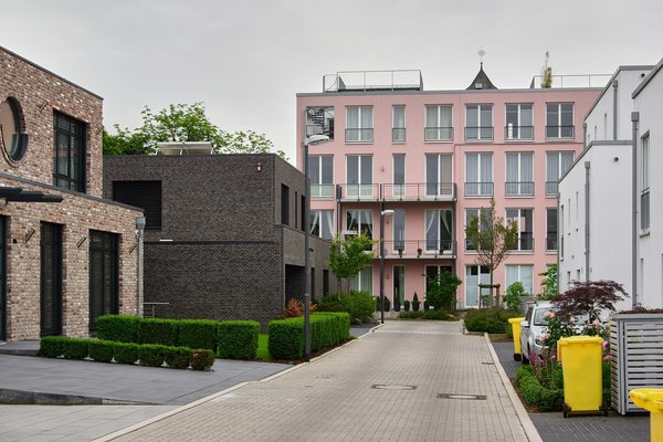 Neuss (DE), Am Marianum -- 2014 -- 2534