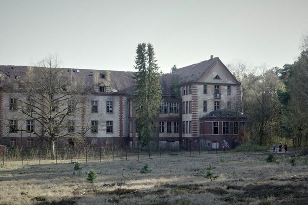 Beelitz (DE), Heilstätten, Chirurgie -- 2019 -- 9495