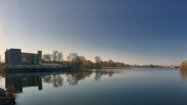 Berlin (DE), Spandauer See -- 2019 -- 7385