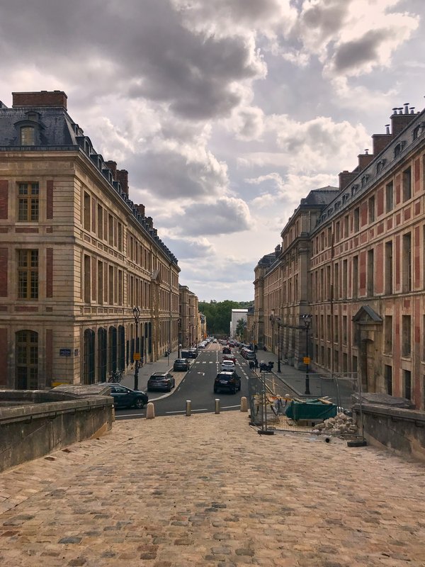Versailles (FR), Rue de l'Indépendance Américaine -- 2019 -- 2946