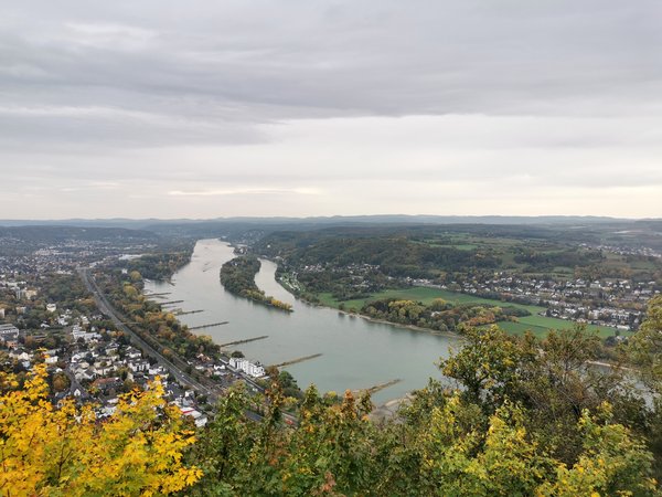 Königswinter (DE), Drachenfels, Blick nach Süden -- 2020 -- 161204