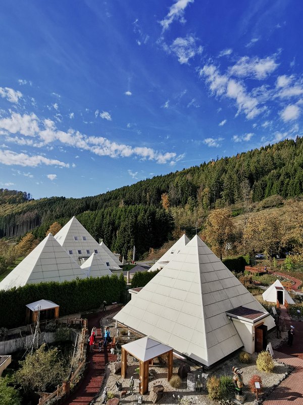 Lennestadt (DE), Sauerland-Pyramiden -- 2020 -- 154038