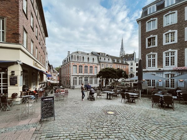 Aachen (DE), Hühnermarkt -- 2021 -- 4913