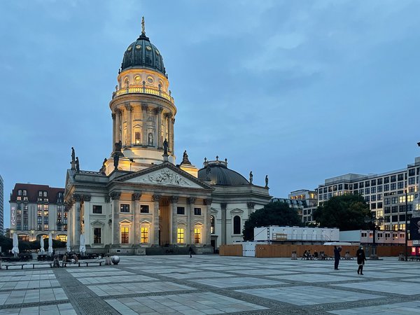 Berlin (DE), Gendarmenmarkt, Deutscher Dom -- 2021 -- 9136