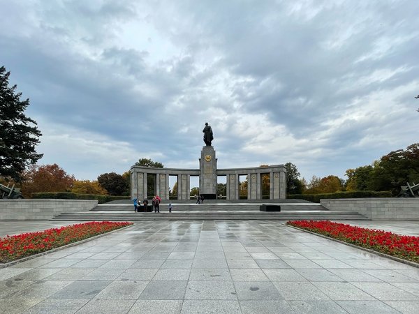 Berlin (DE), Sowjetisches Ehrenmal -- 2021 -- 9300
