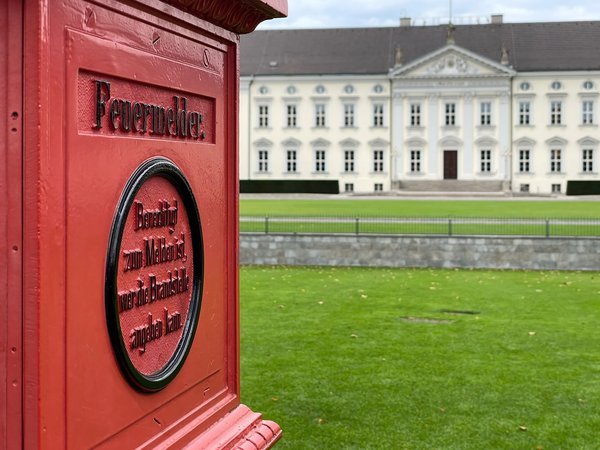 Berlin (DE), Schloss Bellevue, Feuermelder -- 2021 -- 9345