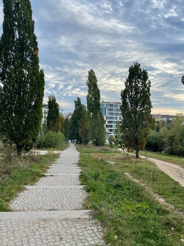 Berlin (DE), Mauerpark -- 2021 -- 9404