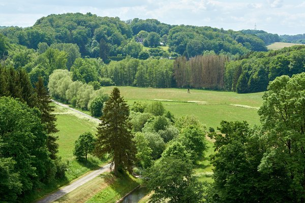 Hückeswagen (DE), Landschaft -- 2022 -- 0085