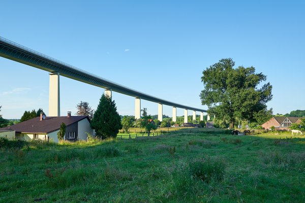 Mülheim an der Ruhr (DE), Mintarder Brücke -- 2022 -- 0210