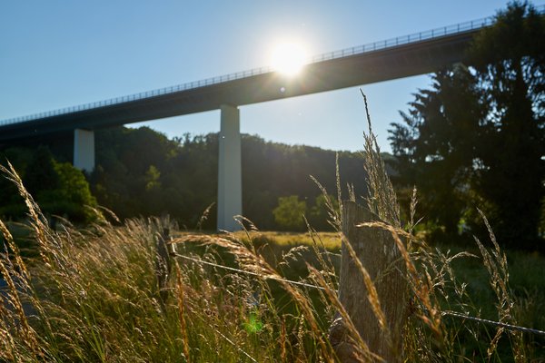 Mülheim an der Ruhr (DE), Mintarder Brücke -- 2022 -- 0216