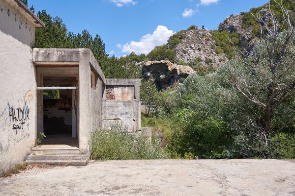 Knin (HR), Altes Wasserkraftwerk -- 2022 -- 0016