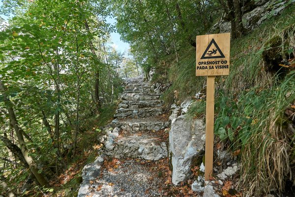 Gračac (HR), Obere Cerovac-Höhle -- 2022 -- 0052