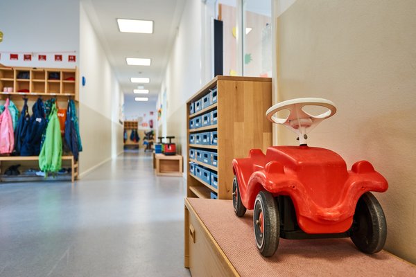 Neuss (DE), AWO-Kita „Zauberhügel“ -- 2022 -- 0290