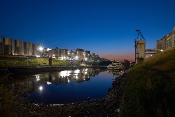Neuss (DE), Hafen -- 2023 -- 0006