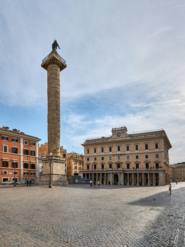 Rom (IT), Piazza Colonna -- 2024 -- 0432-48