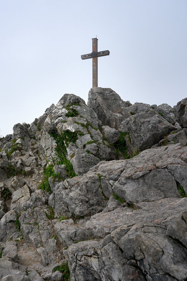 Schönau am Königssee (DE), Jenner, Gipfelkreuz -- 2024 -- 0424