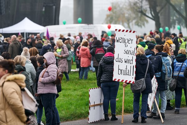 Düsseldorf (DE), „NRW bleib sozial“ -- 2024 -- 0248