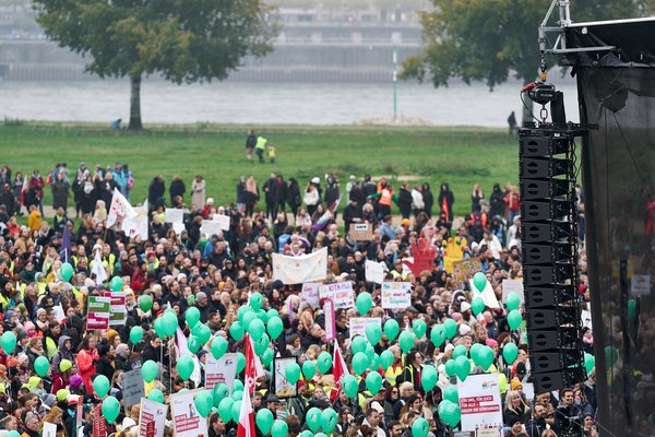 Düsseldorf (DE), „NRW bleib sozial“ -- 2024 -- 1016